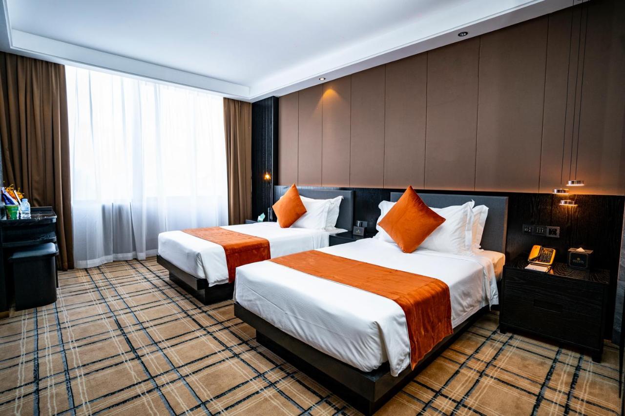 Ocean Hotel Phnom Penh Eksteriør bilde