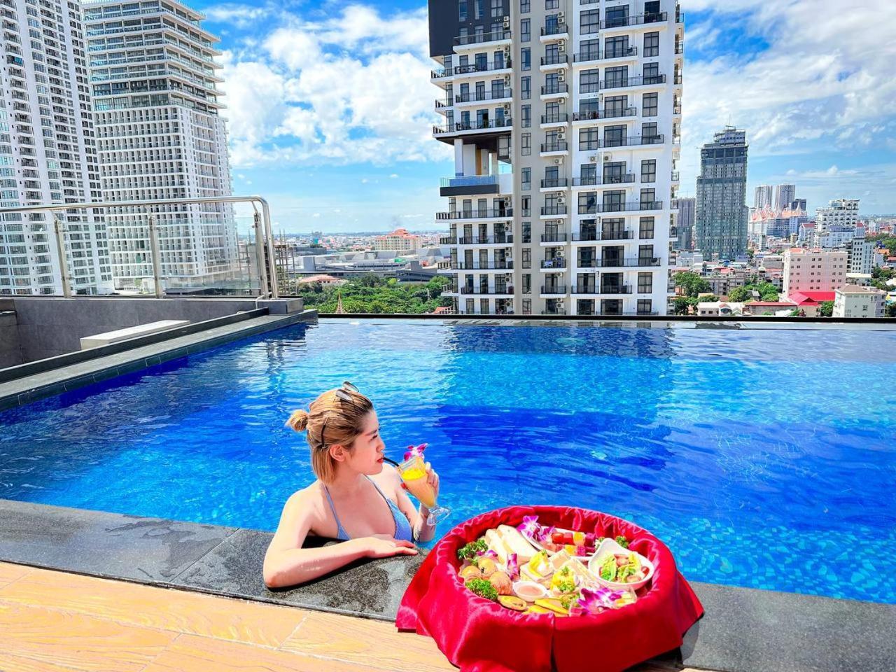 Ocean Hotel Phnom Penh Eksteriør bilde